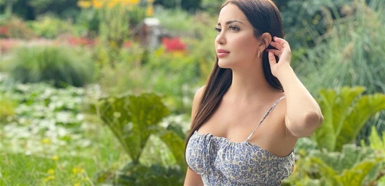 شاهد كيف قام المخرج الراحل جمال الظاهر بتدريب نسرين طافش على القتال بالسيف!