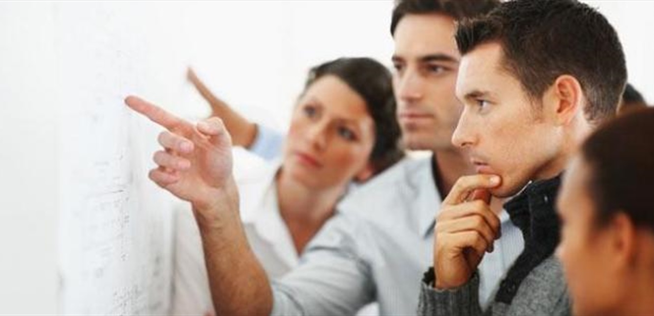 كيف تستطيع إقناع الآخرين بفكرتك؟ 