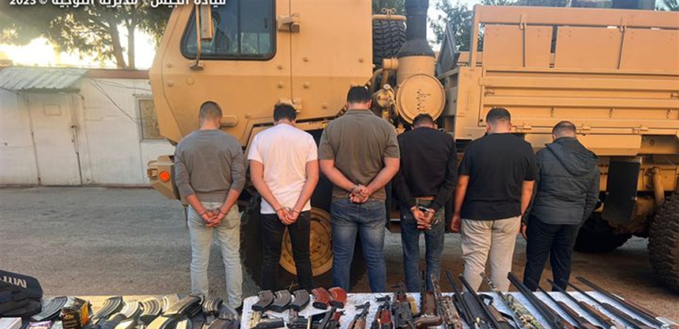 توقيف مطلوبين.. وإحباط محاولة تهريب 90 سوريًّا إلى لبنان بطريقة غير شرعية
