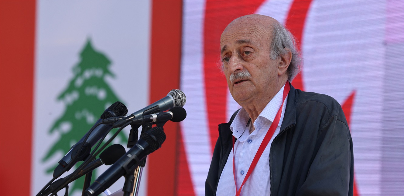 استنفار وعتب.. حراك جنبلاط بين تفادي الحرب وترميم الجبهة!