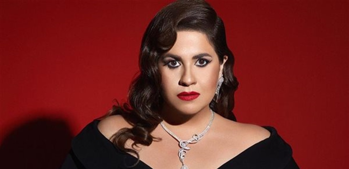 فنانة معروفة تعتزل السوشال ميديا: محتاجة بريك