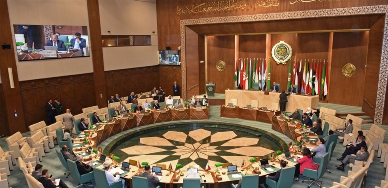 القمّة العربية تُطلق اليوم دعوتين: وقف الحرب وفتح مسار السلام