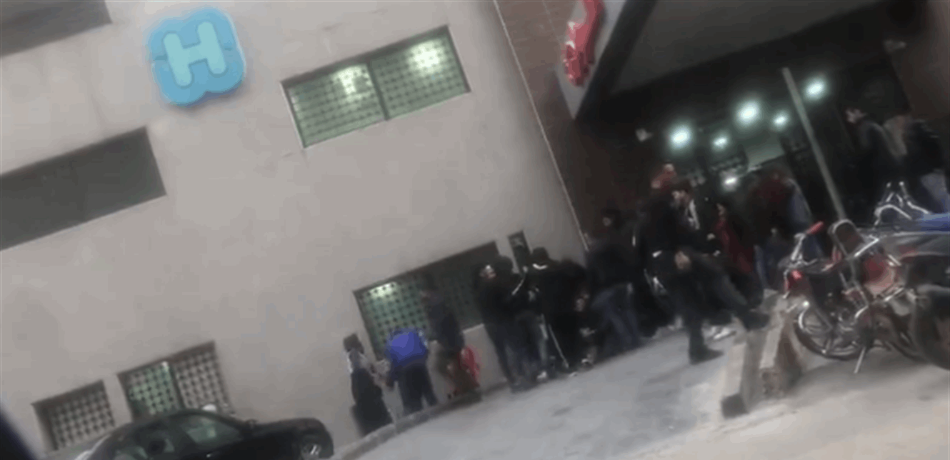 قتيل وجريح بحالة حرجة بحادث على كورنيش الميناء في طرابلس (فيديو)