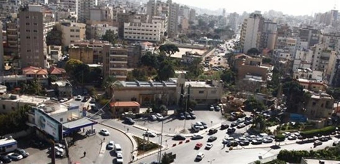 سرقة وإقفال طريق وإطلاق نار... شاهدوا بالصور ما حصل في الدكوانة