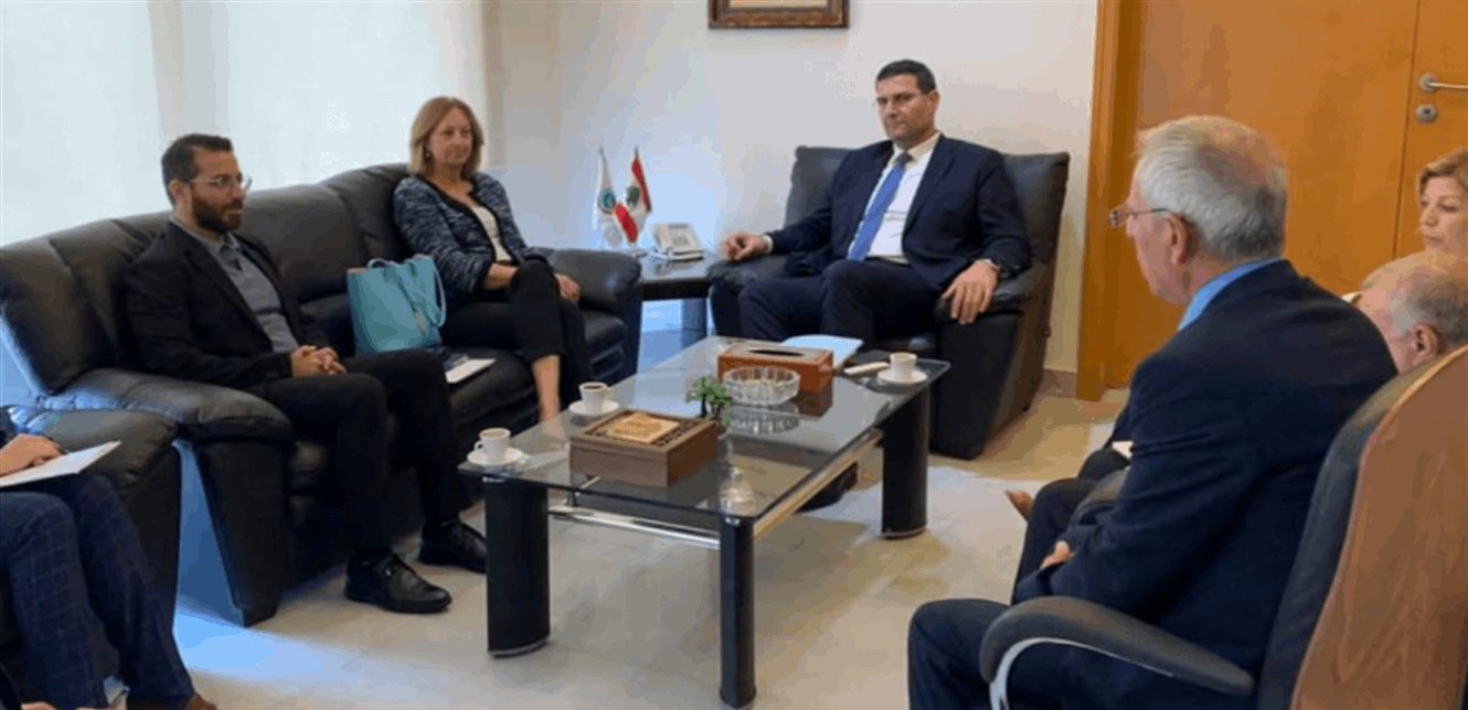 الحاج حسن بحث مع السفيرة الأميركية في واقع القطاع الزراعي اللبناني