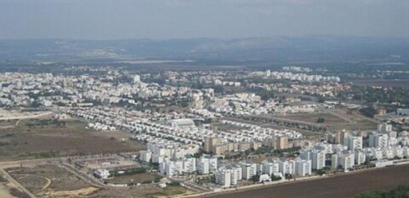 بعدما استهدفها الحزب.. رئيس بلديّة نهاريا يتحدّث عن بيروت هذا ما قاله