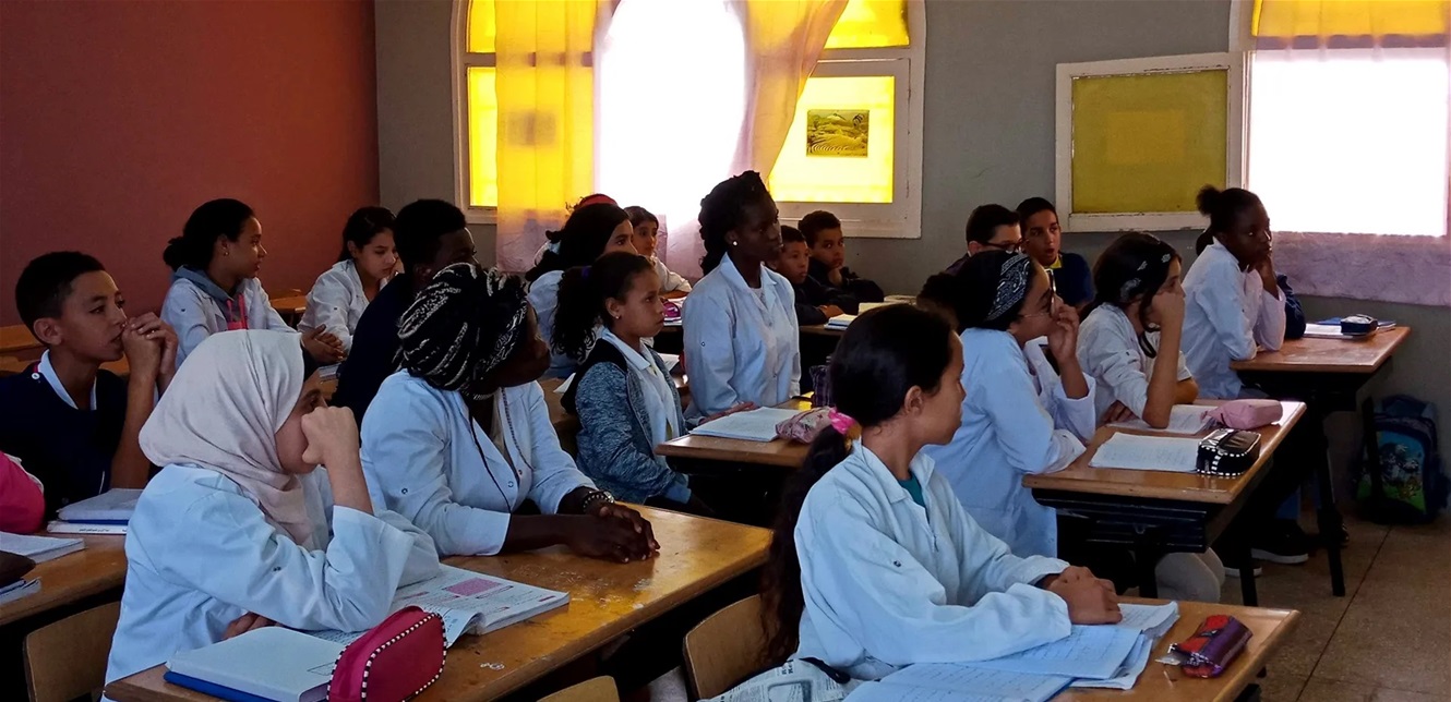 إعلان عن بيع مدرسة خاصة بتلاميذها يثير ضجة في دولة عربية.. فما القصة؟