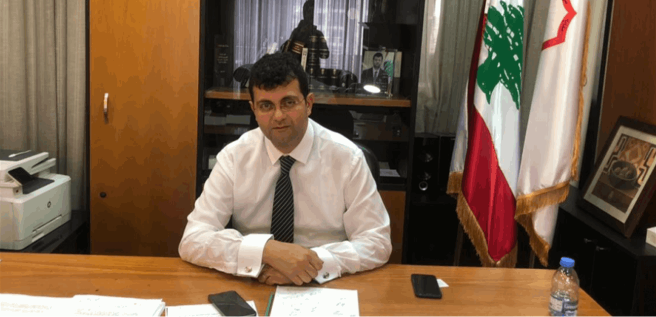 حسم 25% على الأقساط لابناء الصيادلة.. سلوم يوقع اتفاقية مع البلمند