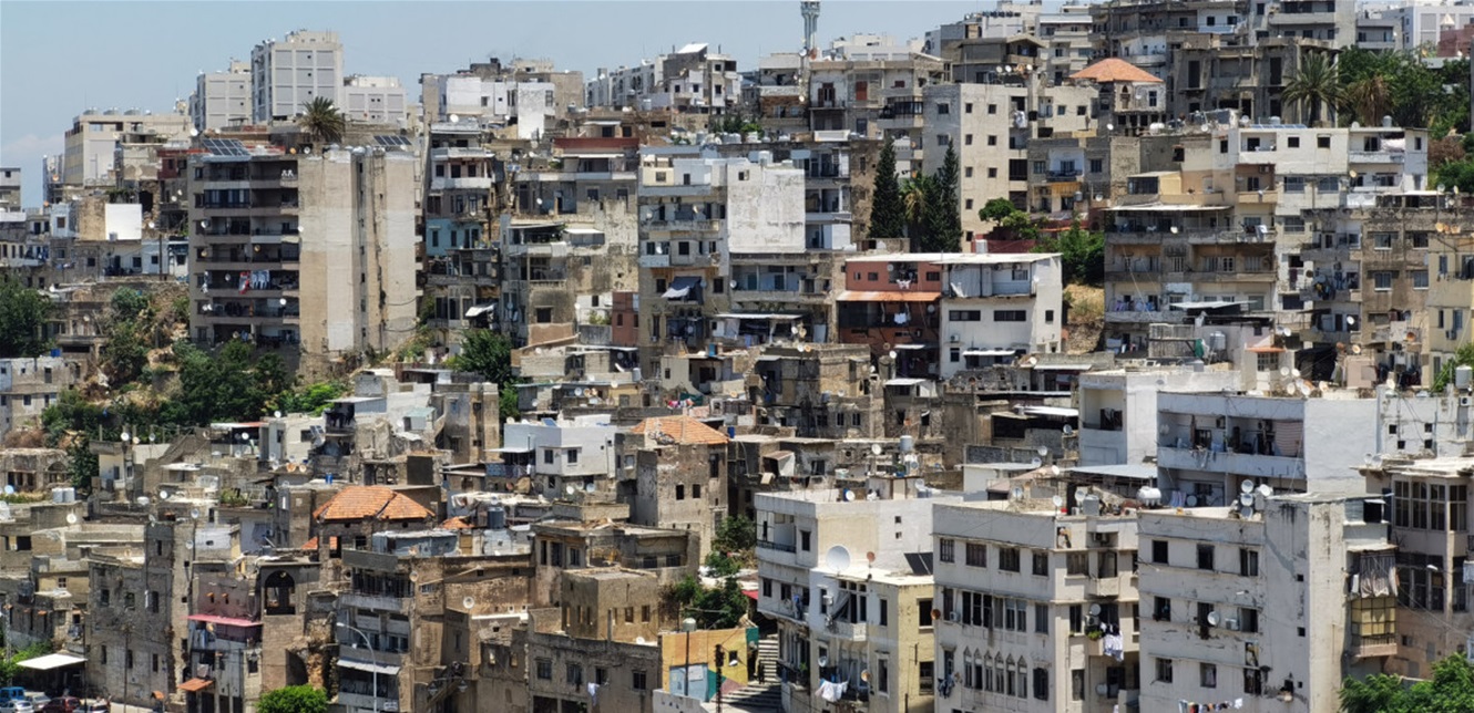 العثور على قذيفتي هاون على سطح مبنى في طرابلس (صورة)