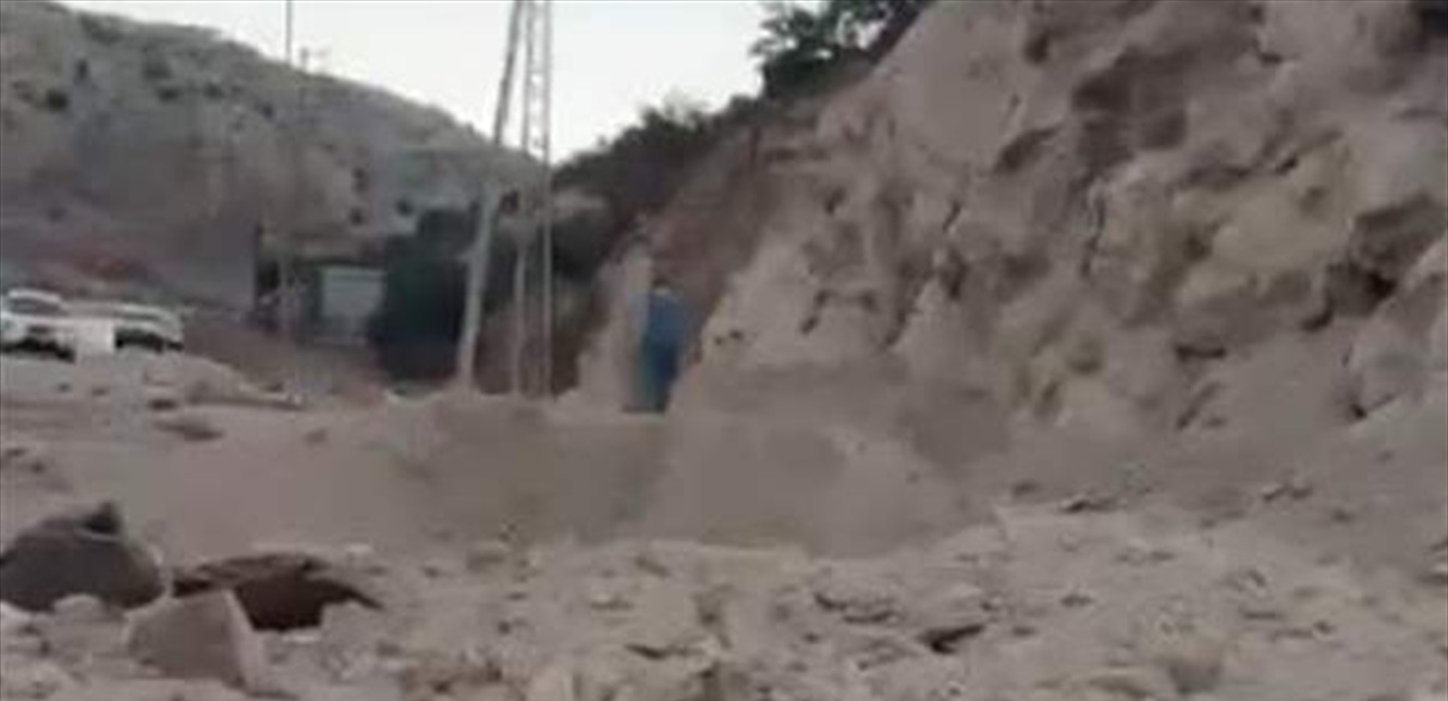 بعدما استهدفت إسرائيل طريق المصنع... هكذا يفرّ الناس من لبنان إلى سوريا