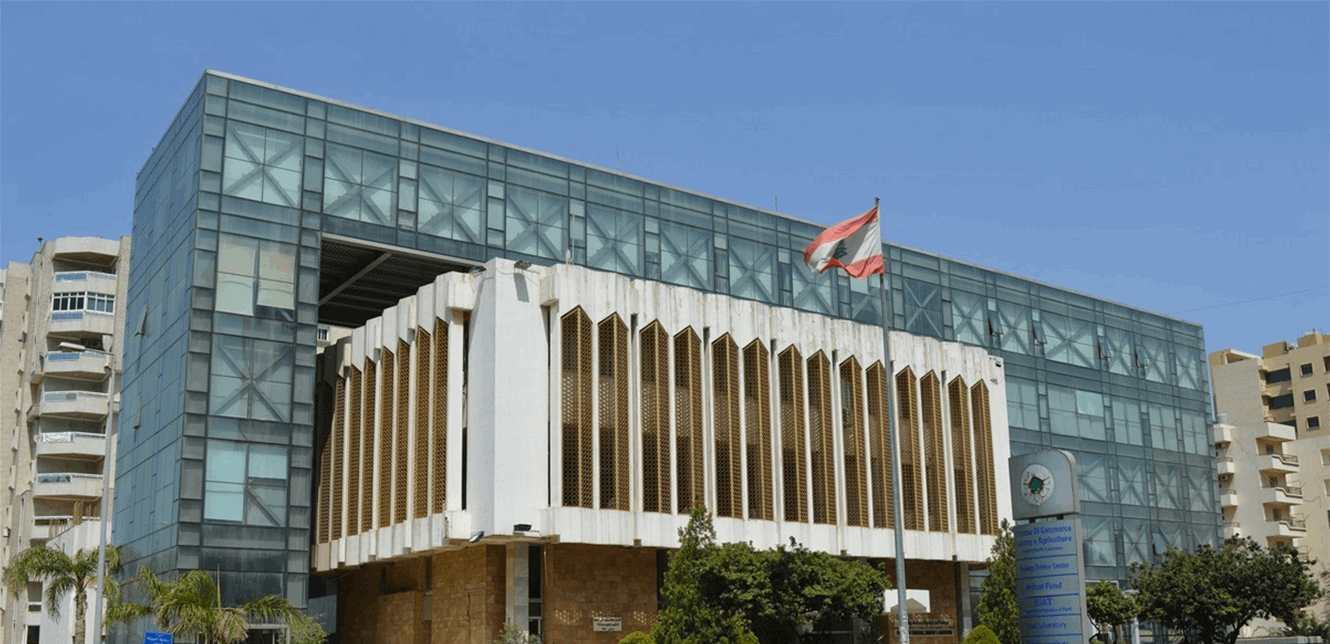دبوسي استقبل دندشلي وناقشا تعزيز مكانة لبنان الاستثمارية في شرق المتوسط