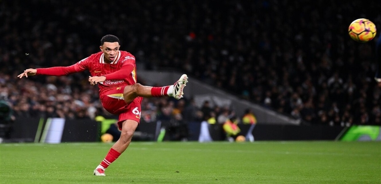 مدرب ليفربول يثير التكهنات بشأن انتقال أرنولد إلى ريال مدريد