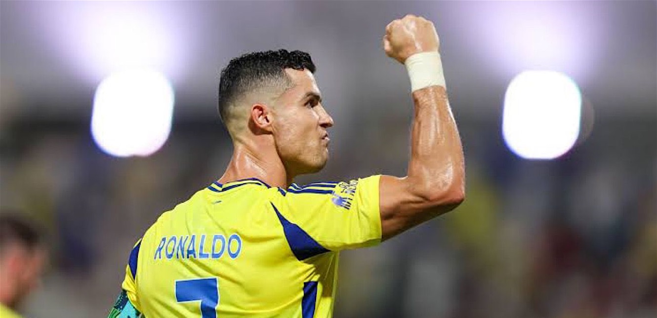 خلاف كبير في أرض الملعب.. لاعبٌ يشتبك مع رونالدو! (فيديو)
