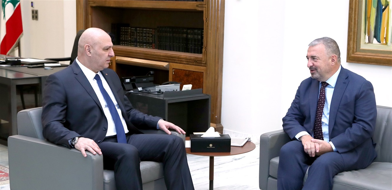 الرئيس عون التقى المدير الإقليمي للبنك الدولي وبطريرك السريان الارثوذكس 