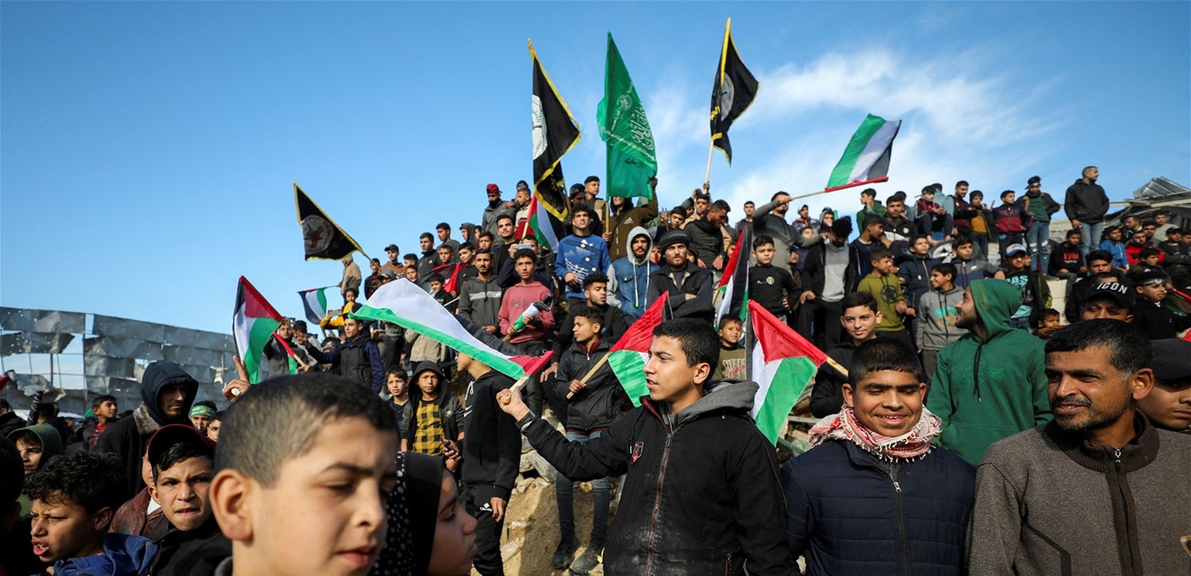 بعد إفراج إسرائيل عنهم.. أسرى فلسطينيون يصلون إلى مصر ورام الله
