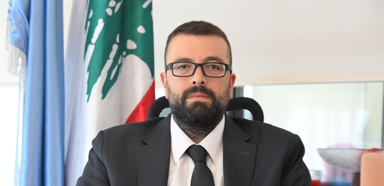 أحمد الحريري والكيل بمكيالين (صورة)