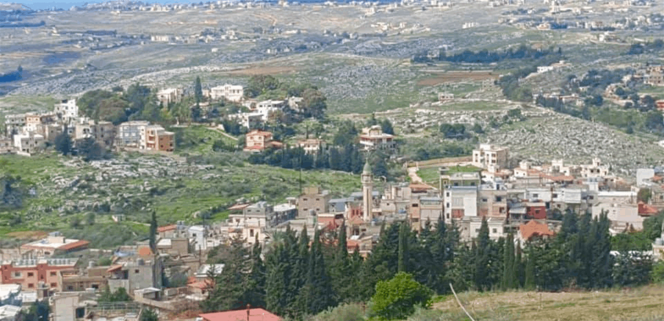 أهالي حاروف وآل أيوب يستنكرون اتهام ابنهم بالعمالة