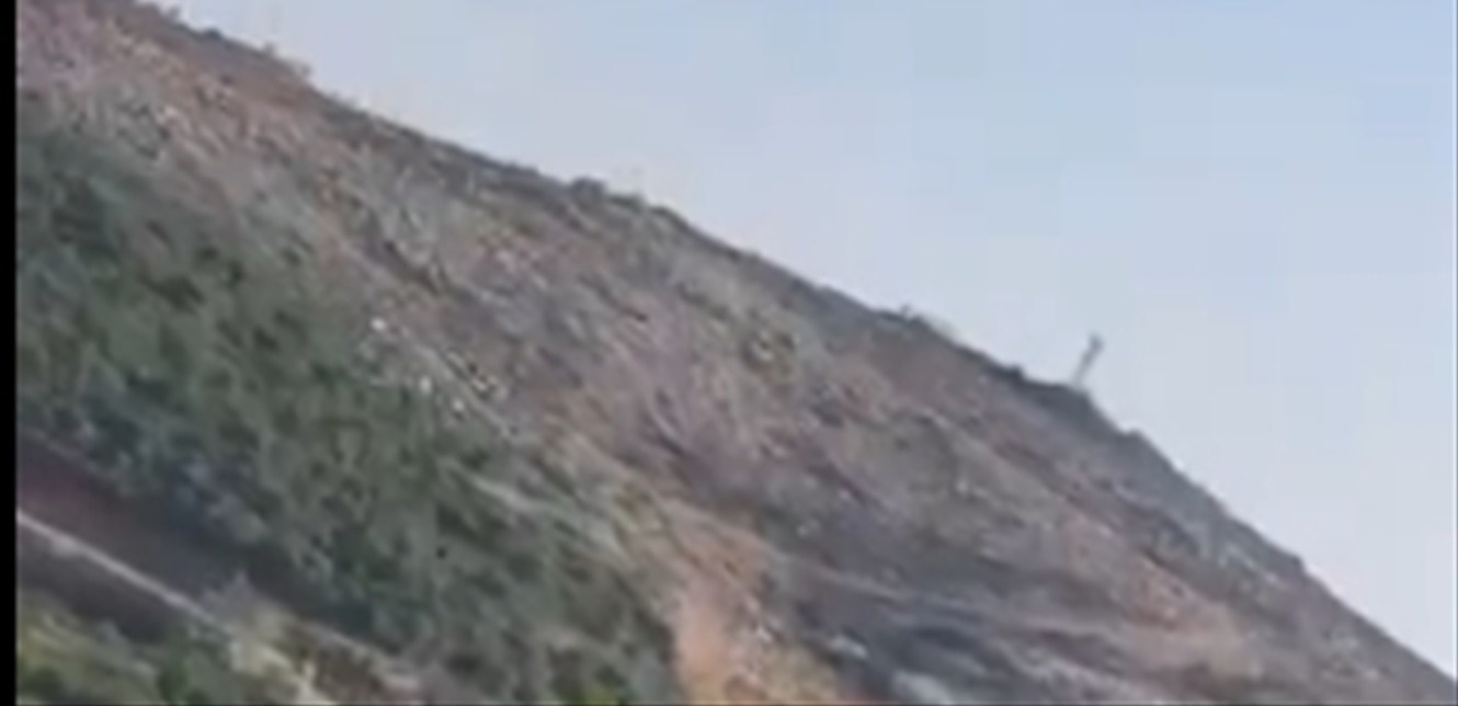عند أطراف عيتا الشعب... شاهدوا بالفيديو ما يفعله الإسرائيلي!