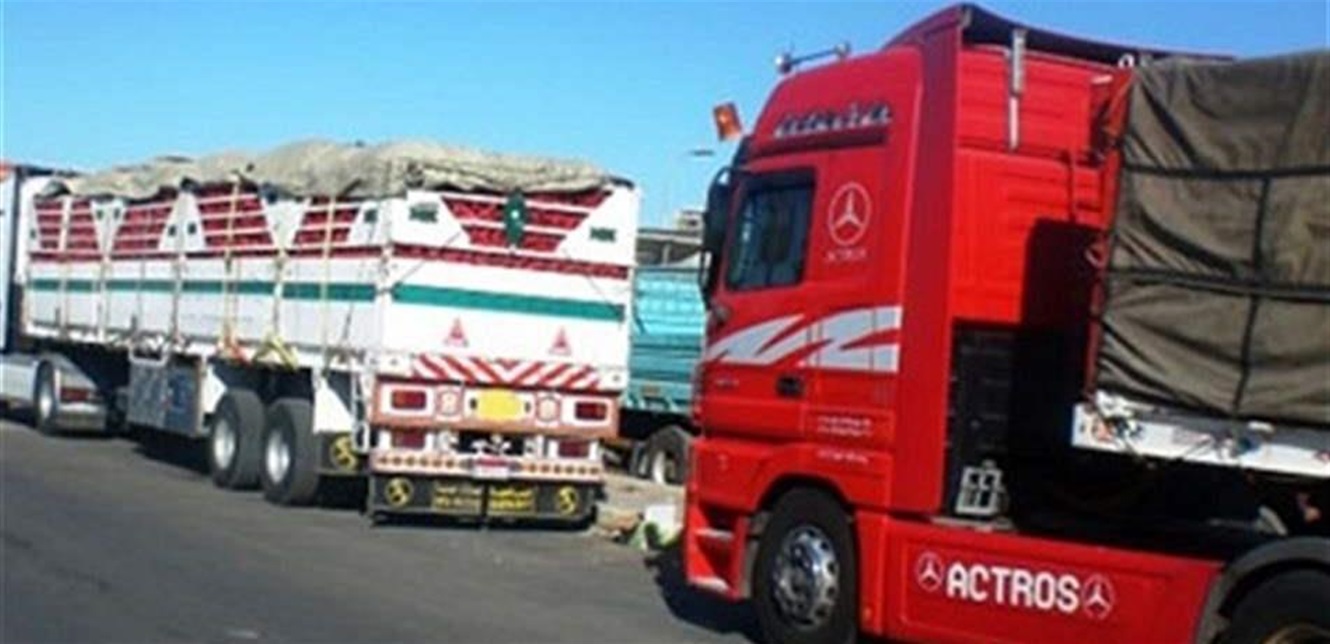 فيما يخص قرار إعفاء الشاحنات من الرسوم… إليكم التفاصيل