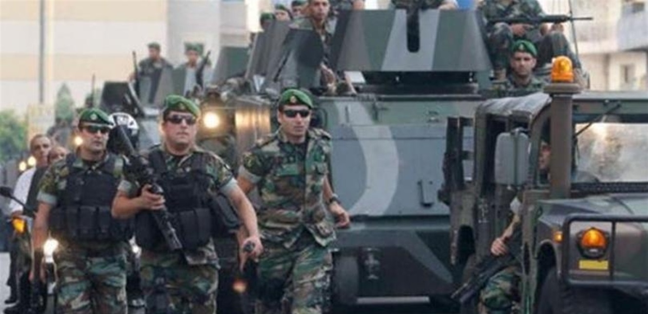 قوة من الجيش تداهم أطراف بلدة القصر في الهرمل... ما القصة؟
