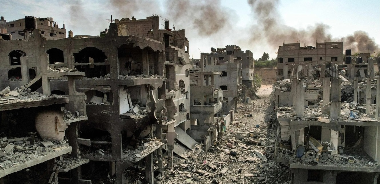صحيفة إسرائيلية: 70% من مباني غزة غير صالحة للسكن