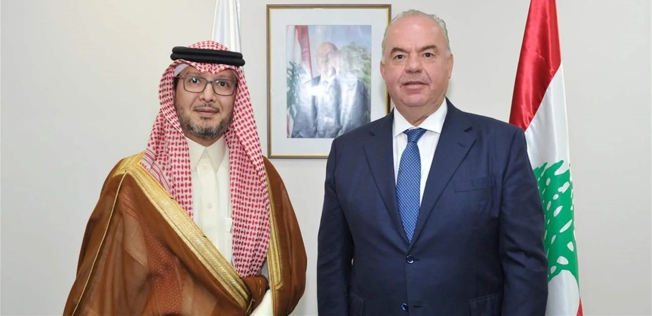 السفير السعودي زار وزير الاتصالات... وهذا ما جرى عرضه