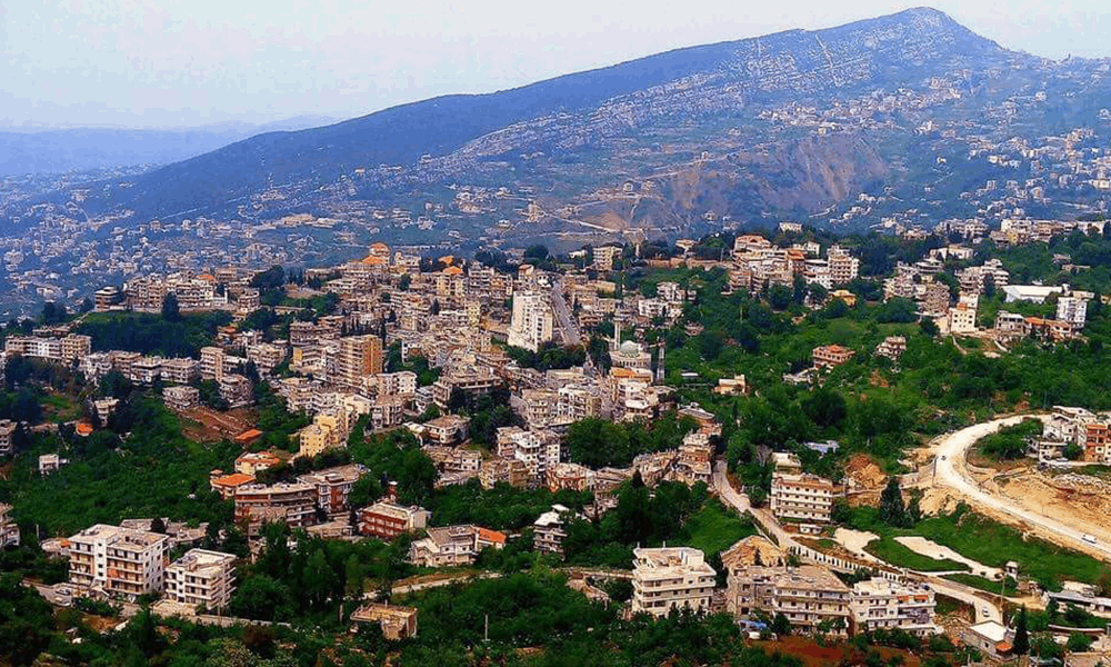 إشكال ورمي قنبلة.. هذا ما حصل ليلا في المنية داخل صالة للأعراس