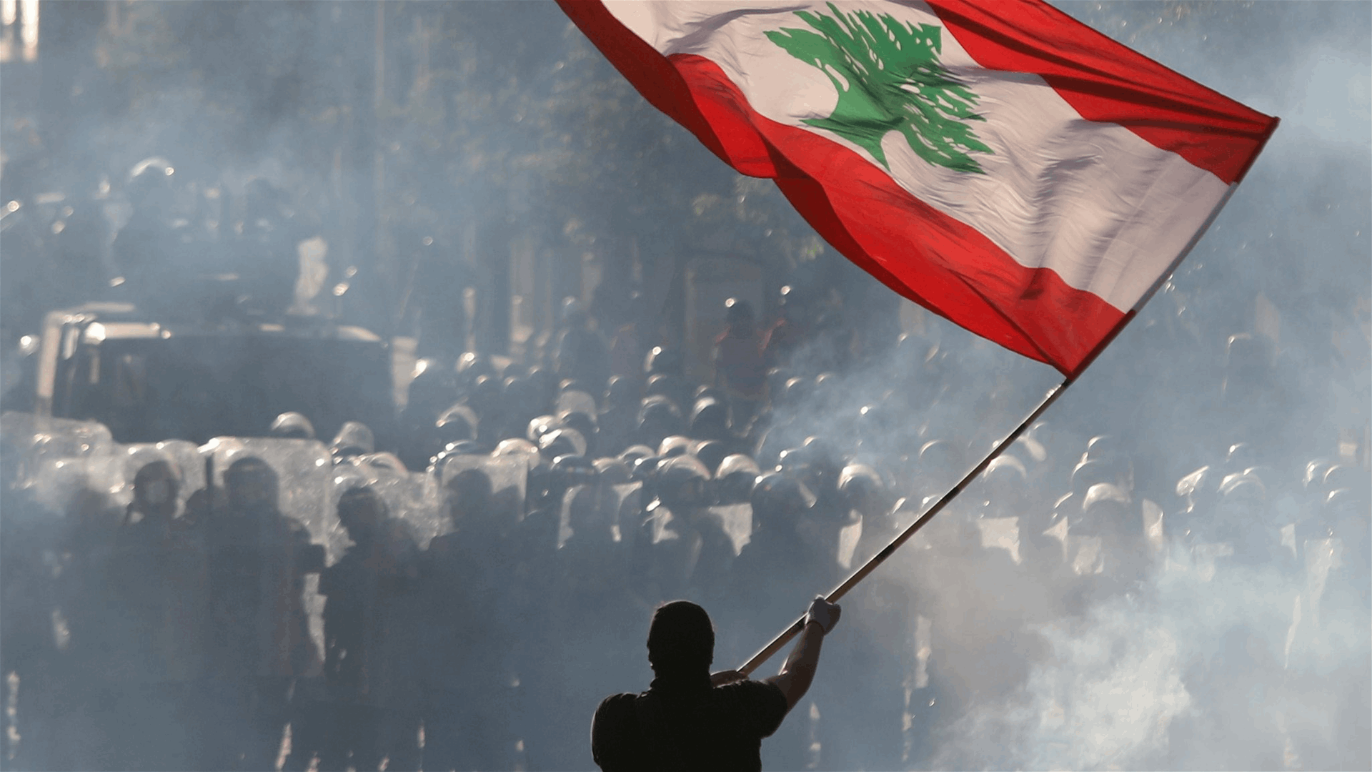 لبنان على فوّهة وضع تفجيري والجميع بدأوا اللعب صولد