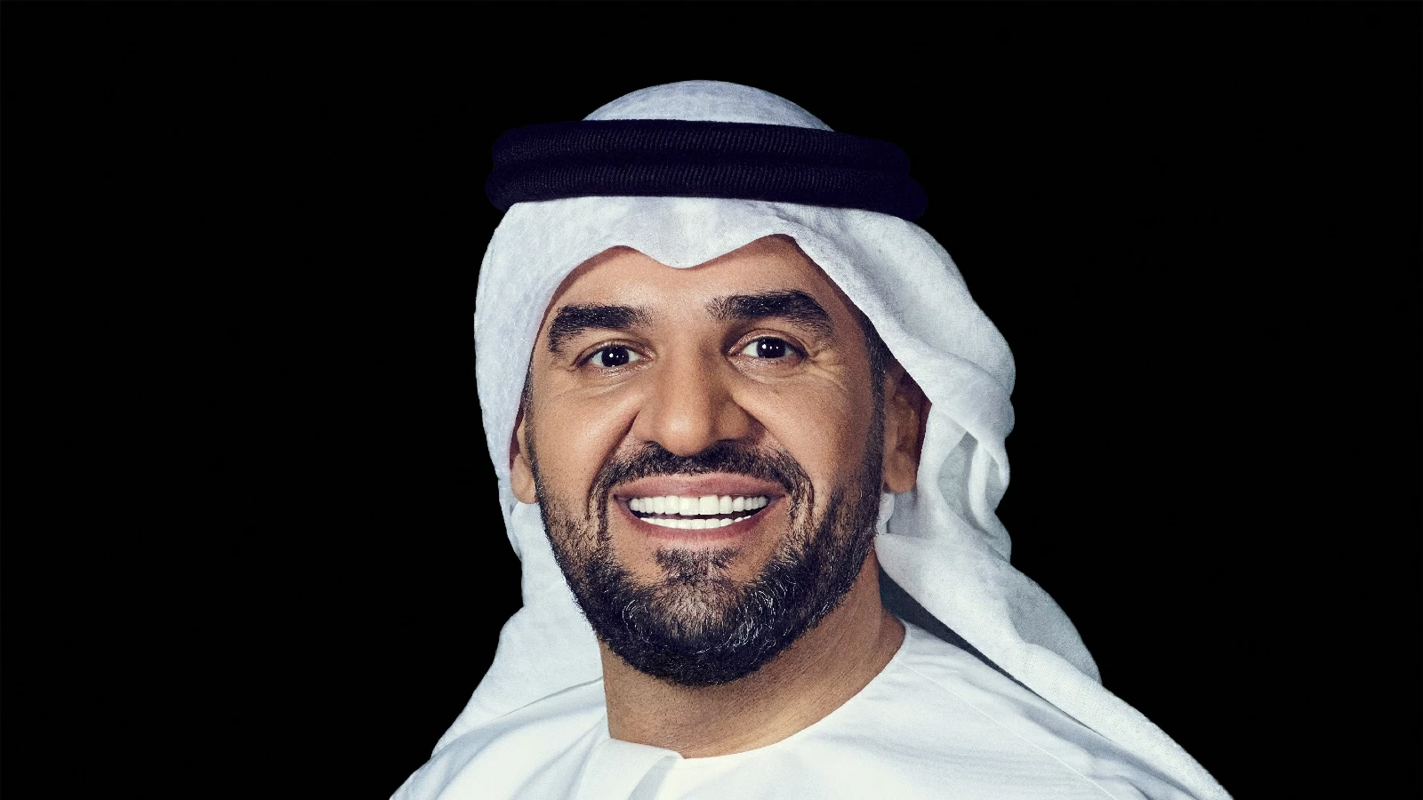 الفنان حسين الجسمي يُرزق بمولودة جديدة.. وهذا اسمها