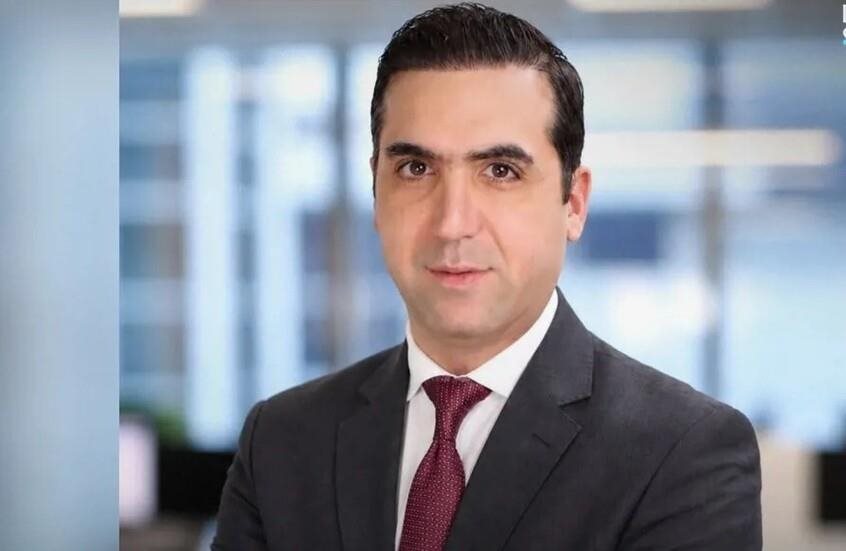 عمر الحلبي.. من هو المستشار الجديد للشؤون الاقتصادية لدى الرئاسة السورية؟
