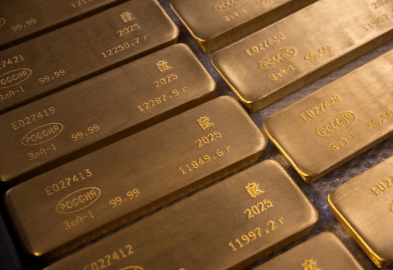 بدعم من تراجع الدولار .. ارتفاع في سعر الذهب