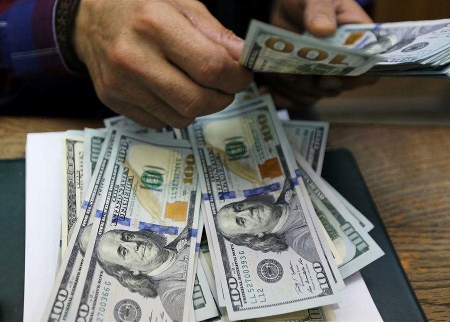  من الخليج إلى لبنان... كيف تهدّد أزمات المنطقة تحويلات المغتربين؟