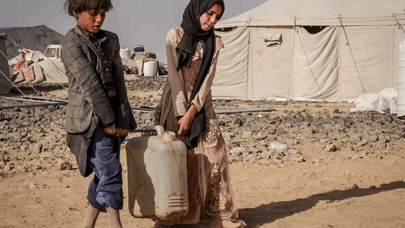 الأمم المتحدة تدق ناقوس الخطر: أكثر من ربع مليون يمني نزحوا من منازلهم 