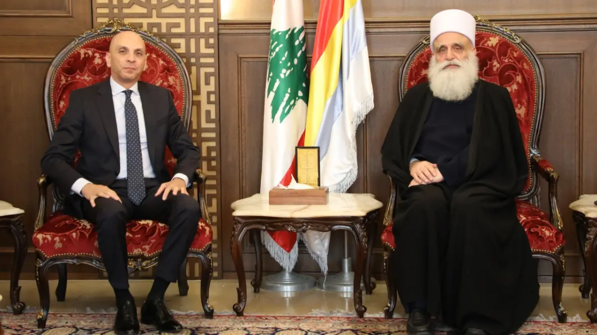 شيخ العقل استقبل سفير مصر وأيّد نداء الأزهر: المرحلة مصيرية تحتاج للتضامن العربي والإسلامي