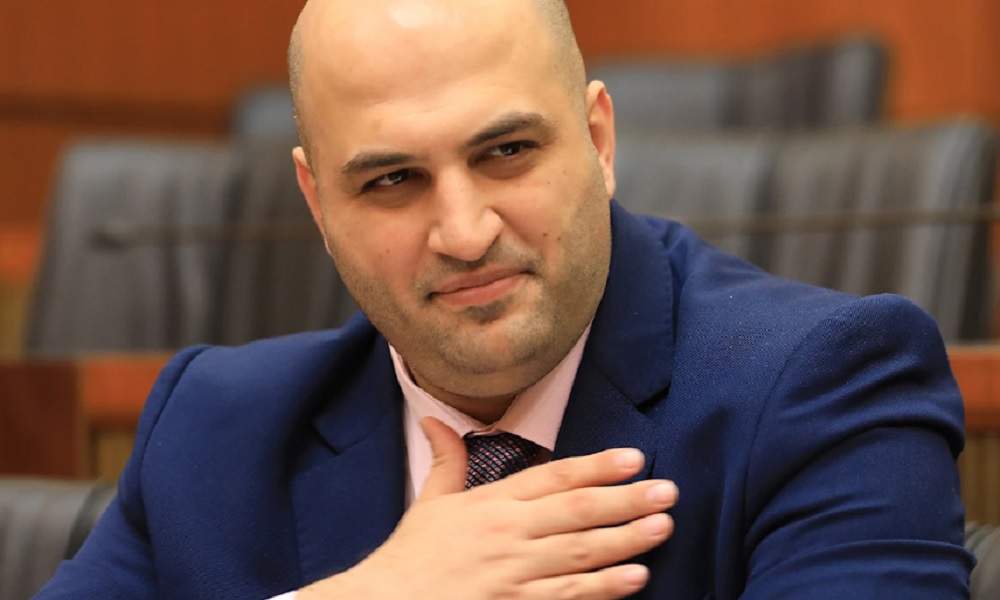 الرئيس عون اتصل بوزير الصحة مثنيًا على إجراءاته الإصلاحية في ملف الدواء