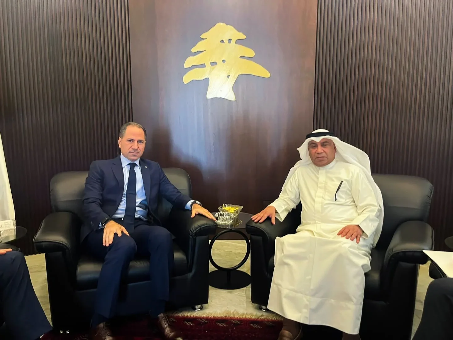 الجميل بعد لقائه السفير الكويتي: للتمسّك بسيادة الدولة وقرارها المستقل