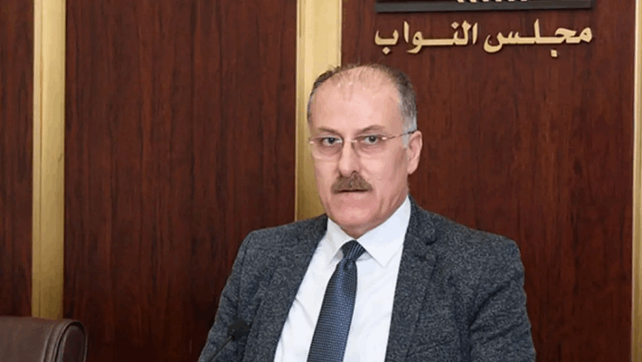 عبدالله: على مستوردي أدوية البيوسيميلار تأمين البدائل سريعاً