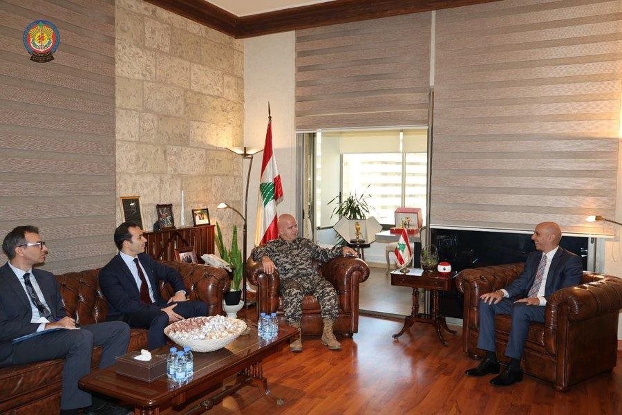 اللواء الركن لاوندس استقبل سفيري مصر العراق في لبنان