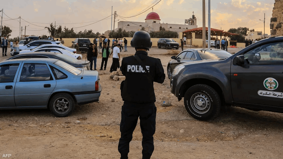الاردن يلملم جراح اعتداء الكرك.. حداد رسمي والملك: سنضرب بيد من حديد