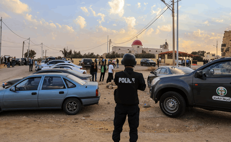 استهداف نادر للمسيحيين.. هجوم الكرك يُعيد المخاوف الأمنية إلى الواجهة في الأردن