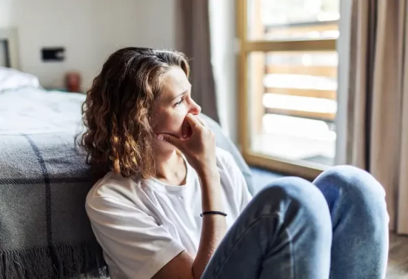 قلق المرض.. كيف تتعامل مع الخوف المستمر من الإصابة بأمراض خطيرة؟
