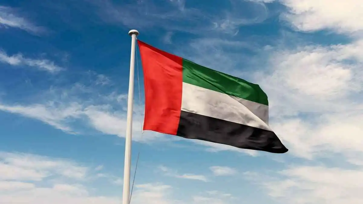 حكام الإمارات يعزّون ملك الأردن في ضحايا استهداف كنيسة في الكرك 