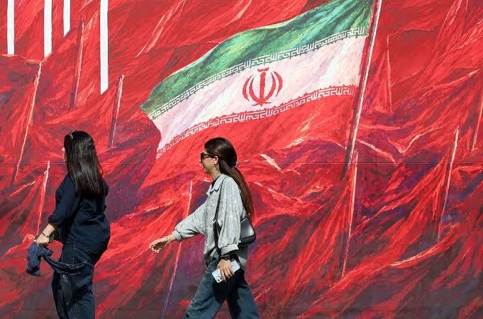 إيران تفاجئ إسرائيل مُجدداً.. حرب كل 6 أشهر؟!