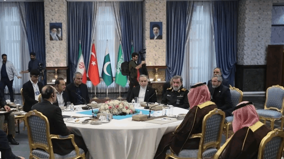 اجتماع طهران... بداية رسم شرق أوسط جديد؟