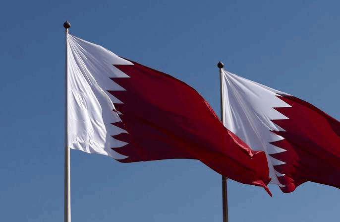 قطر تدعو إيران لوقف التهديدات وفتح هرمز: الكرة في ملعب طهران