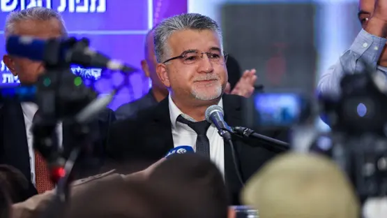 القائمة العربية المشتركة تبدي استعدادها لدعم حكومة تُطيح بنتنياهو
