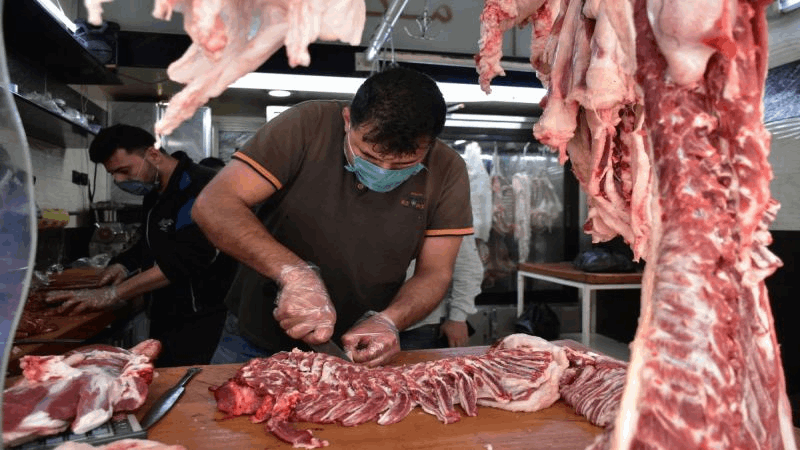 بعد تسجيل حالات مشتبه بها... وزارة الصحة تحذّر من داء تسببه اللحوم!