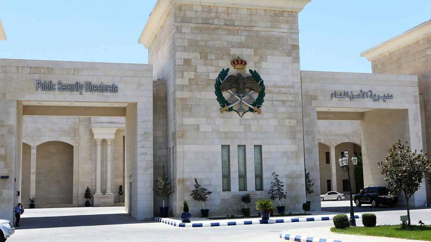 بالونات حرارية محمّلة بالأسلحة.. إحباط عملية تهريب غريبة في الأردن