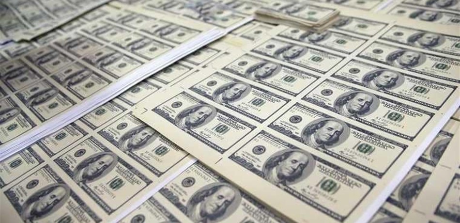 بعد وصوله الى أدنى مستوياته.. ما آخر أخبار الدولار؟