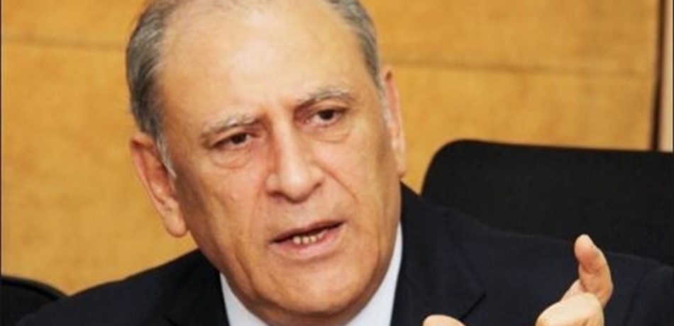 الجراح: إعادة هيكلة الدين لتخفيض العجز 